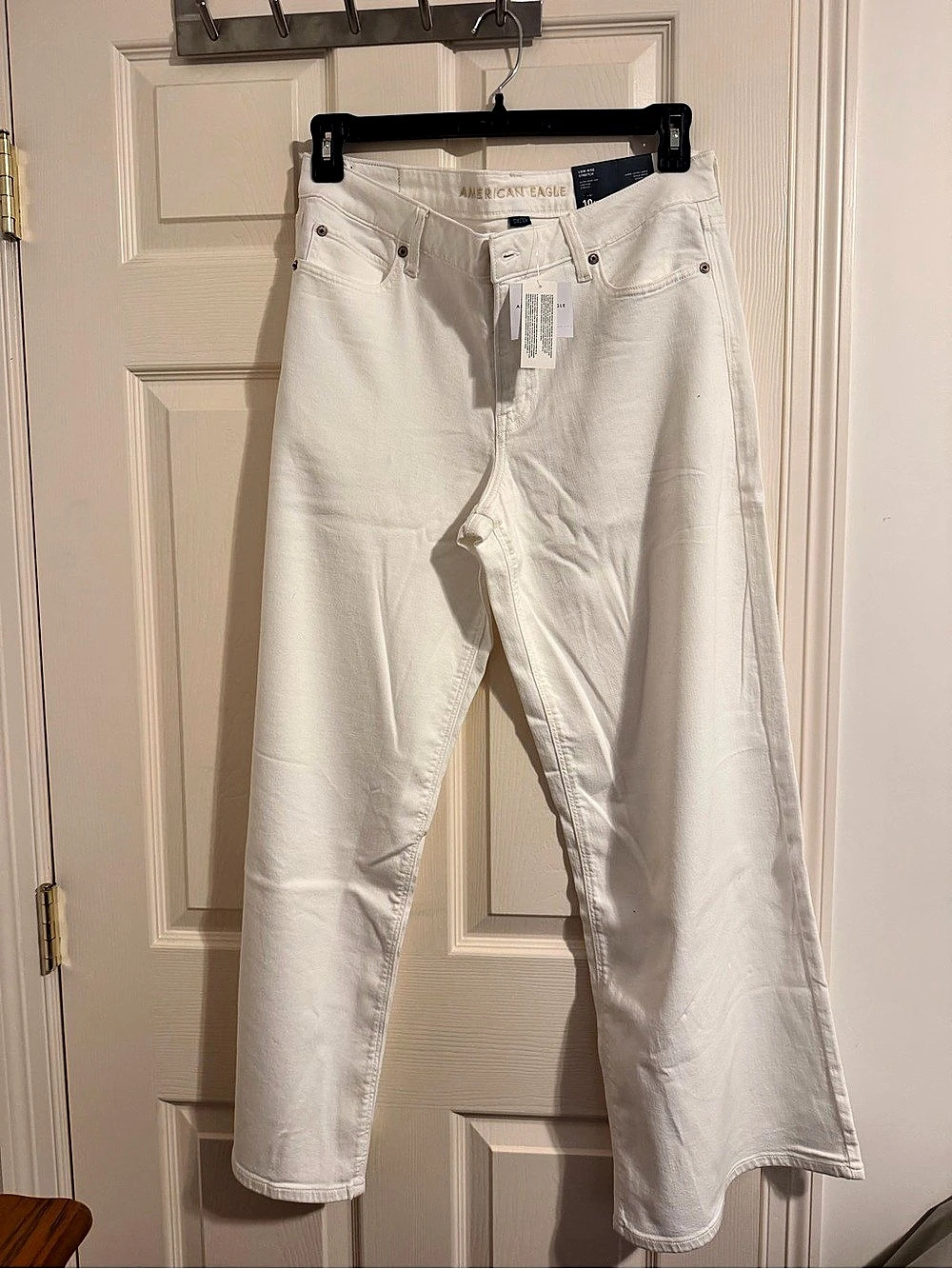 American Eagle AE Low-Rise Baggy Ultra-Wide Leg Jean Jeans White Waist 10W